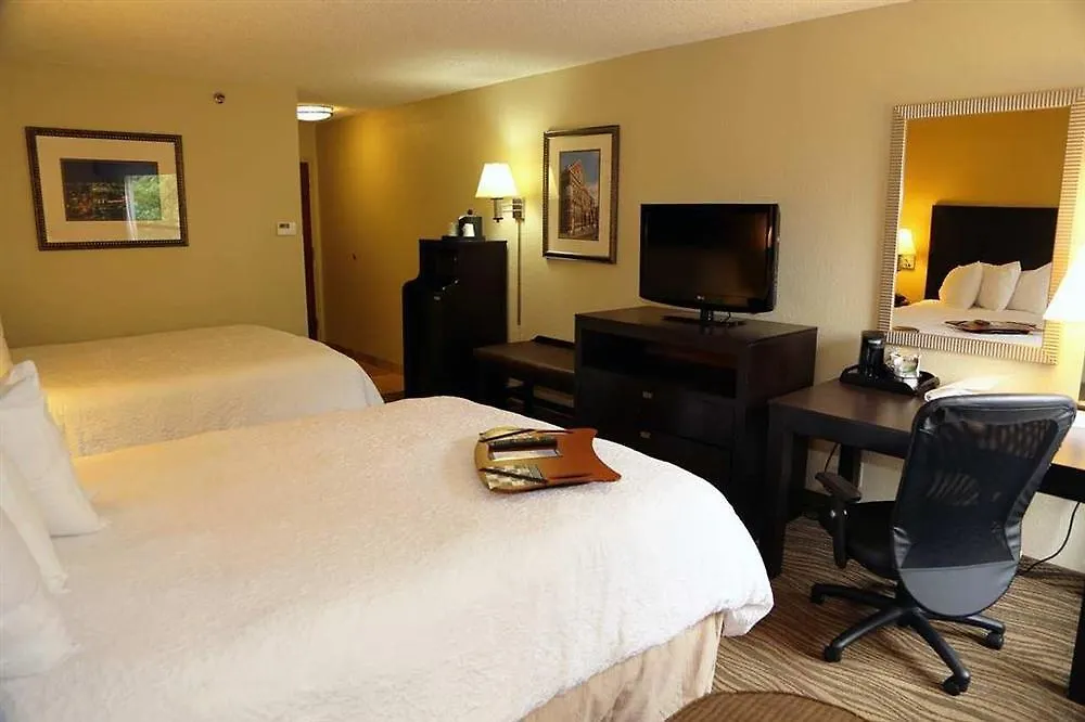 Hampton Inn Nashville-I-24 Hickory Hollow 3*, Nashville